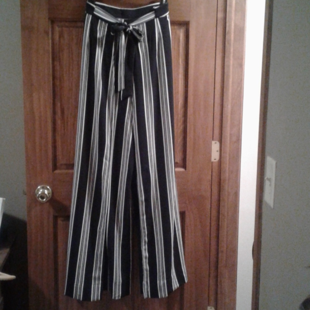 Black and white stripe pants